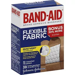 Johnson & Johnson Band-Aid Adhesive Bandages Flexible Fabric 30 ct :  : Health & Personal Care