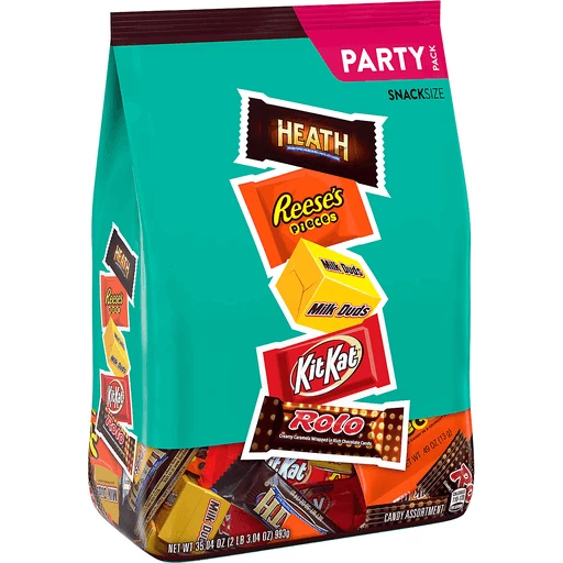 Hershey Chocolate and Peanut Butter Assortment Snack Size, Individually  Wrapped Candy Bulk Party Pack, 35.04 oz, Shop